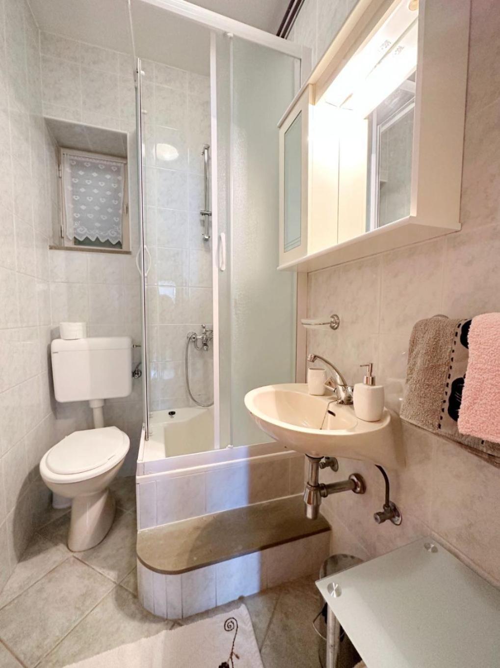 Apartments Mihaela Trogir Ngoại thất bức ảnh