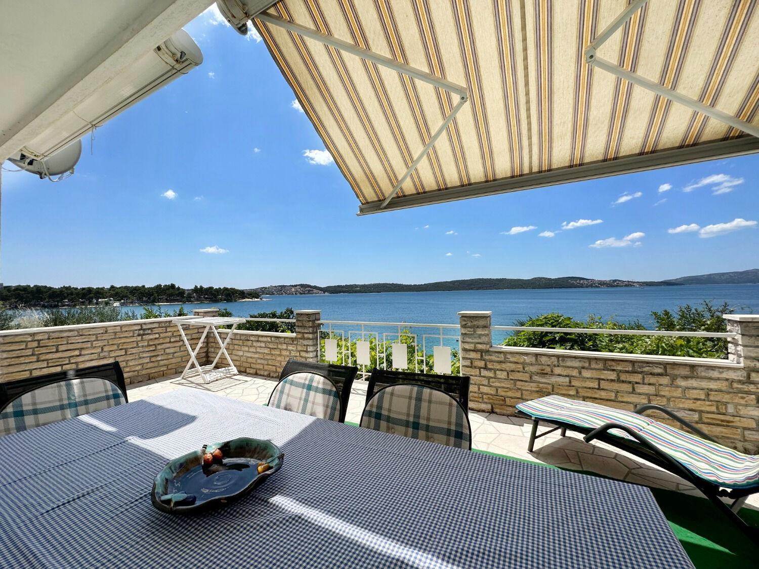Apartments Mihaela Trogir Ngoại thất bức ảnh