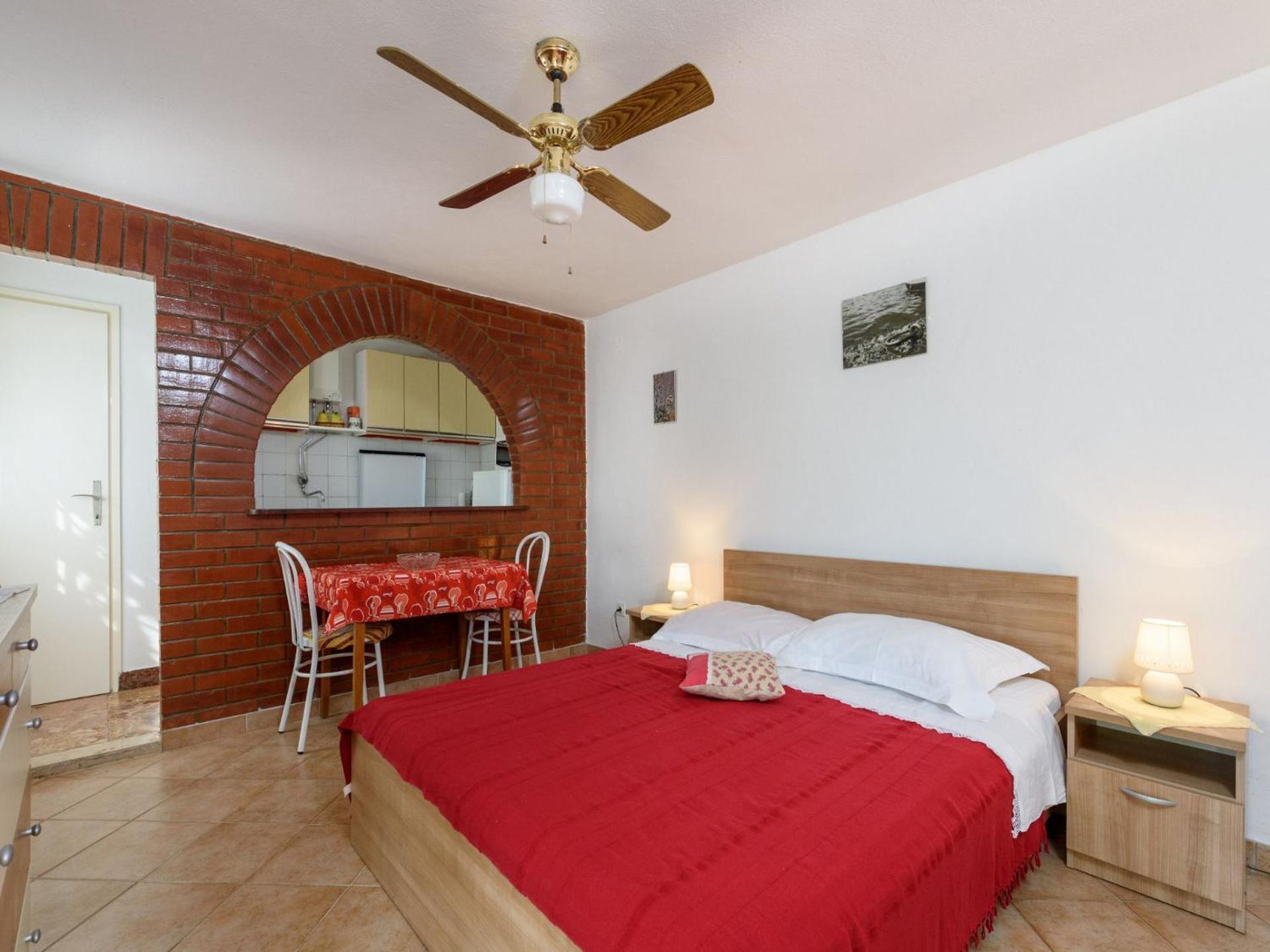 Apartments Mihaela Trogir Ngoại thất bức ảnh
