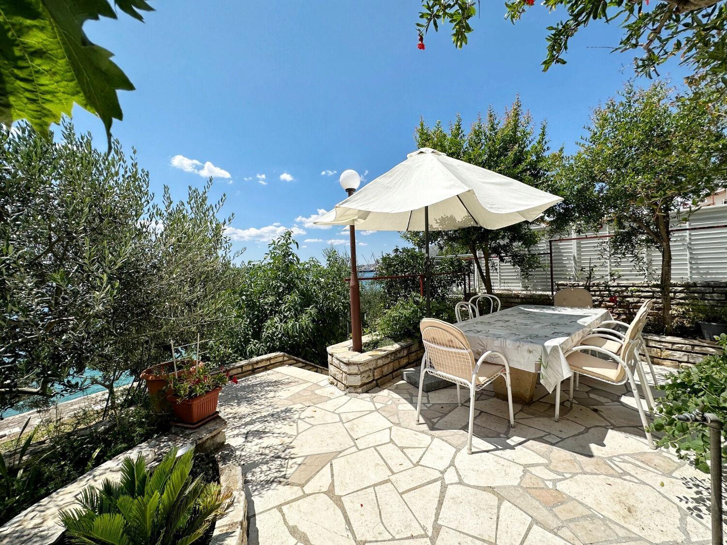 Apartments Mihaela Trogir Ngoại thất bức ảnh
