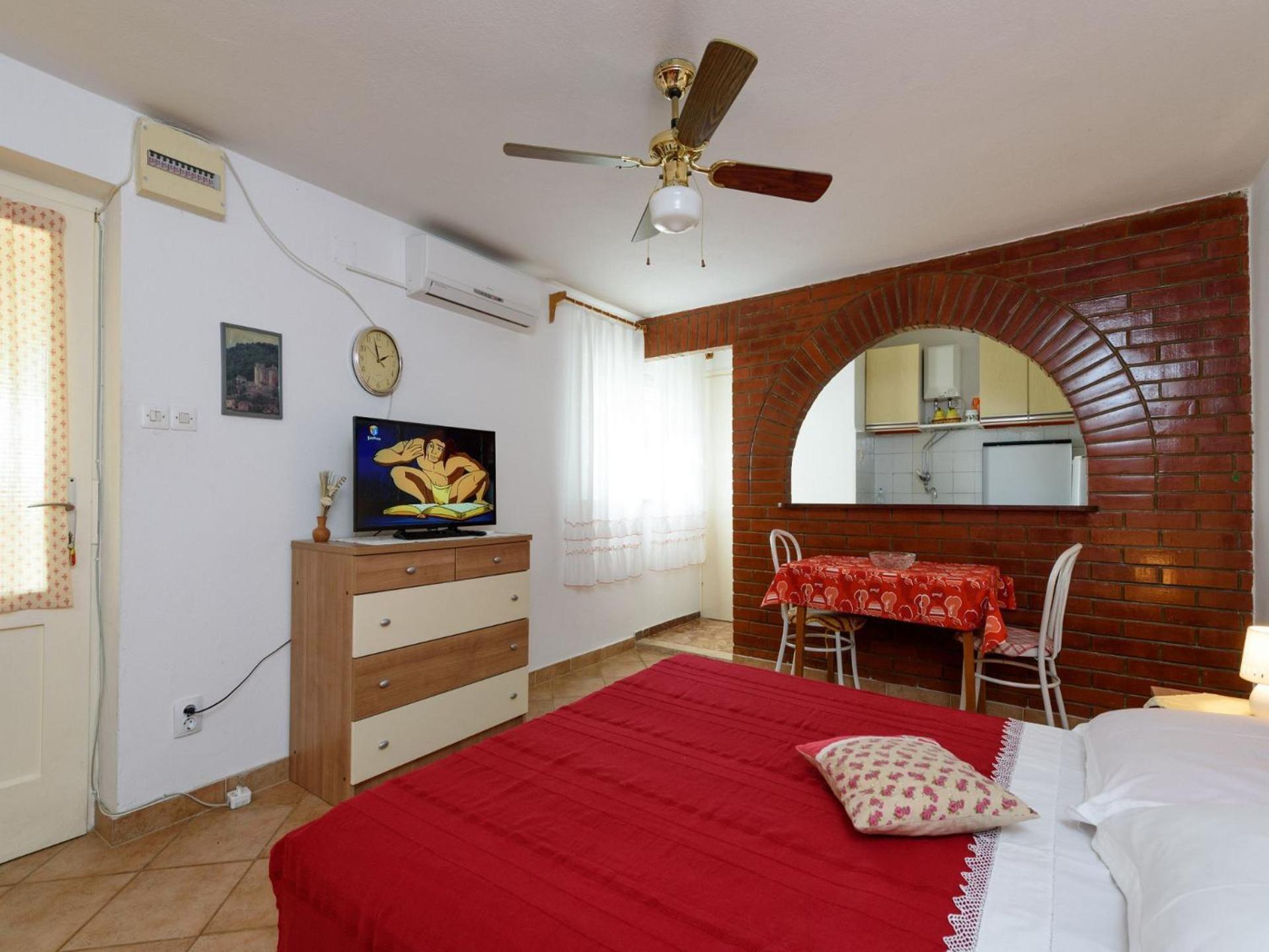 Apartments Mihaela Trogir Ngoại thất bức ảnh